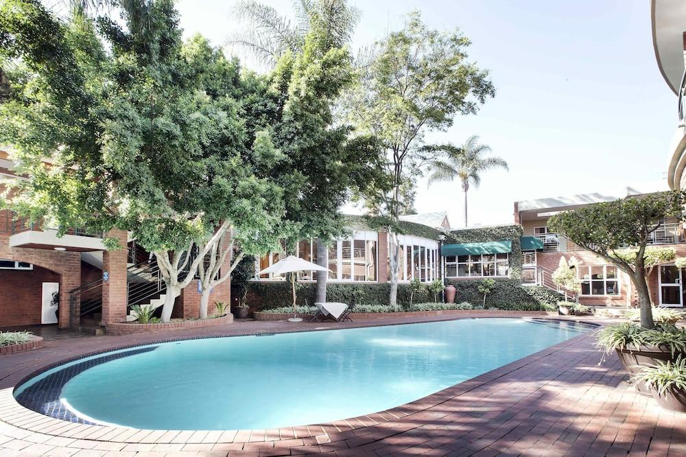 พรีเมียร์ โฮเทล ฟัลสตาฟฟ์ Hotel โจฮันเนสเบิร์ก ภายนอก รูปภาพ
